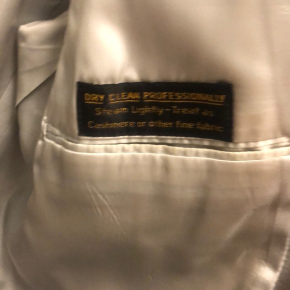 Kings Ridge cashmere jacket - Picture 4 of 4